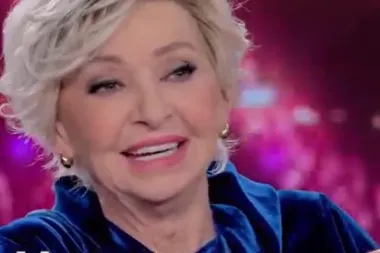 Enrica Bonaccorti a Verissimo (Fotogramma tratto da Verissimo)