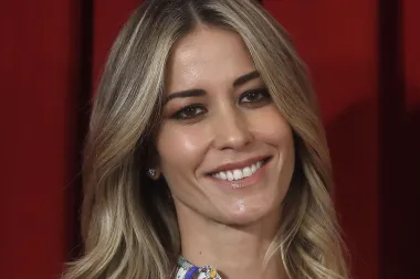 Elena Santareli fa crollare Francesca Fagnani