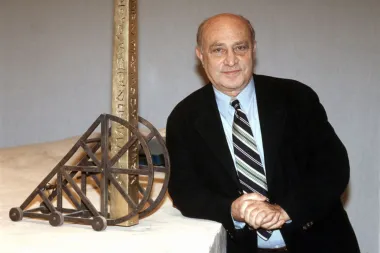 E’ morto lo scultore Arnaldo Pomodoro