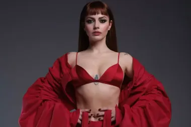 “Ma io sono fuoco” è il nuovo album di Annalisa in uscita ad autunno