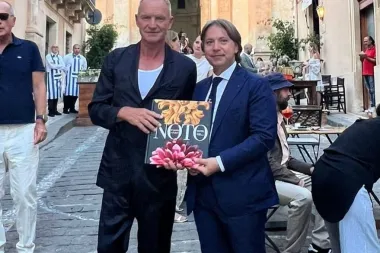 Nozze siciliane per la figlia di Sting, Fuschia Katherine Sumner sposa Maximilian Wright a Noto