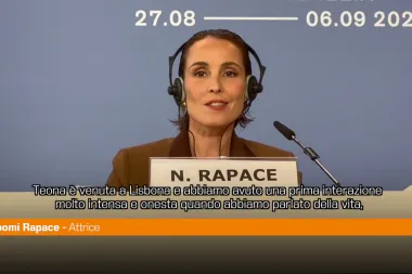 Venezia, Noomi Rapace è Madre Teresa di Calcutta in "Mother"