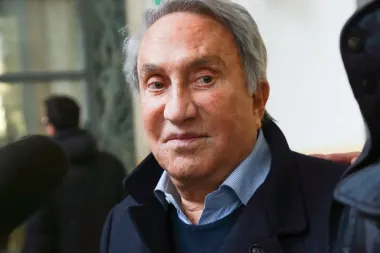 Emilio Fede ricoverato in condizioni critiche