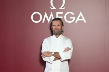 Sei stelle Michelin all’attivo, uno degli chef più celebri d’Italia: Carlo Cracco compie 60 anni