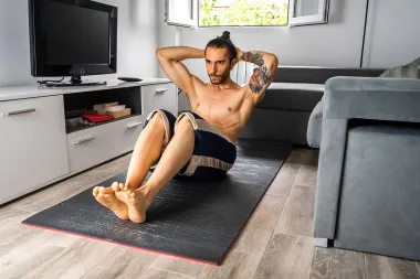 Allenamento Domestico: Mettiti in Forma Senza Perdere Tempo