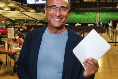 Sanremo 2026, Carlo Conti: “Pochi big e tanti emergenti? Tutto è relativo, la forza è mischiare”