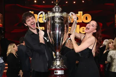 Andrea Delogu e Nikita Perotti vincono l’edizione 2025 di “Ballando con le stelle”