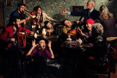 I Patagarri tornano con il nuovo singolo “Sbronzi fuori”