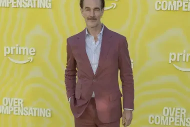 È morto a 48 anni James Van Der Beek, il protagonista di ‘Dawson’s Creek’