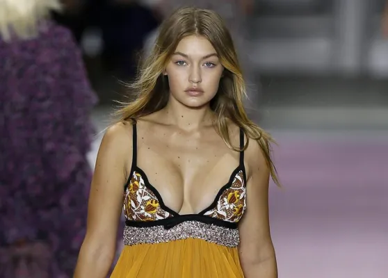 Gigi Hadid - Ansa