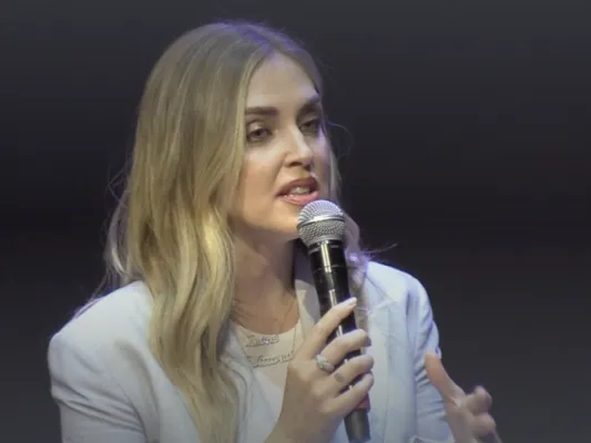 Chiara Ferragni all'iniziativa Codacons "Oltre il silenzio"