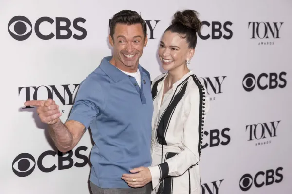 Hugh Jackman e Sutton Foster - Ansa