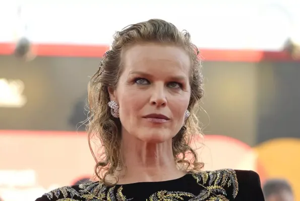 Eva Herzigova (Ansa)