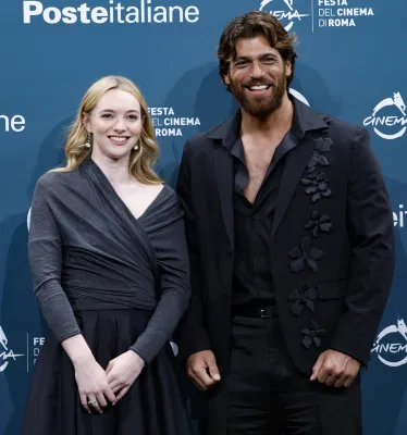 Alanah Bloor-Can Yaman ansa