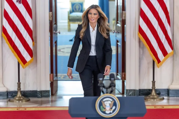 melania-trump-ansa
