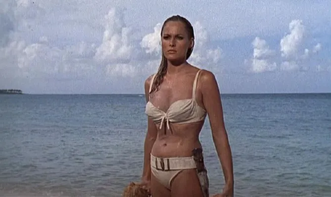 ursula-andress-ansa