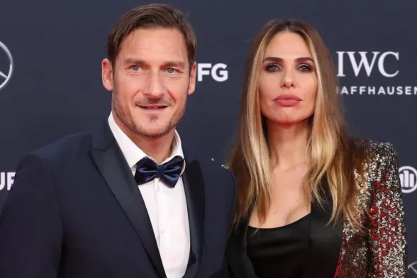 Ilary Blasi e Francesco Totti. Foto Ansa  
