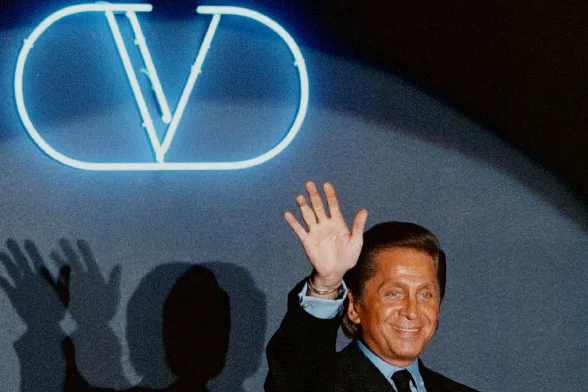 Il logo di Valentino. Foto Ansa