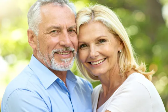 Dagli uomini, la Voglia di Uscire dal Buio della Menopausa subita