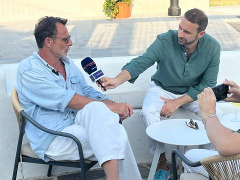 Preziosi a Salina ricorda Troisi “Leggendario, lo imitavo da piccolo”