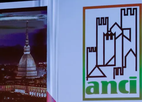 Anci “Serve un equilibrio tra i flussi turistici e la vita delle città”
