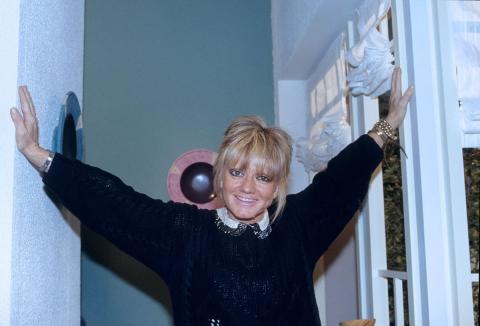 Gli 80 anni di Rita Pavone, una lunga carriera di successi tra musica e tv