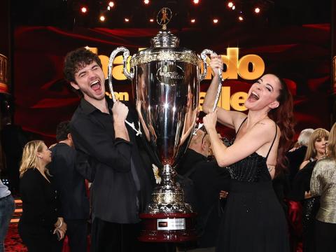Andrea Delogu e Nikita Perotti vincono l’edizione 2025 di “Ballando con le stelle”