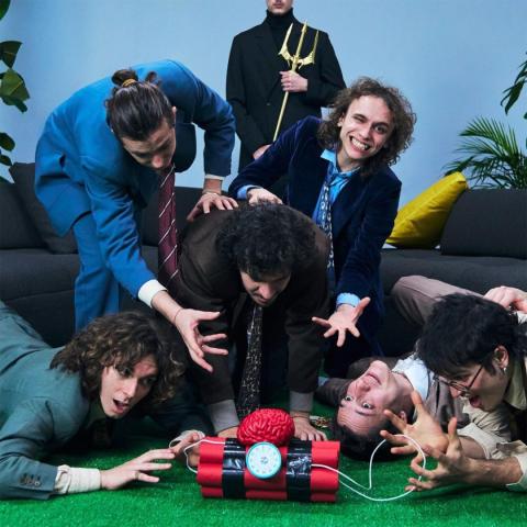 “La bomba intelligente”, il nuovo singolo dei Patagarri