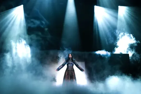 A Pamplona debutto sold out per Io Canto / Yo Canto World tour di Laura Pausini