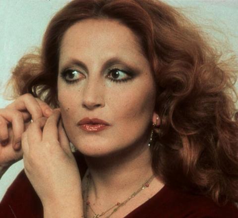 86 anni per Mina, icona intramontabile della musica italiana